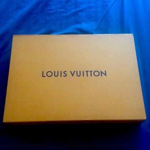 Louis Vuitton box